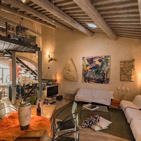 Roccaforte Apartment *