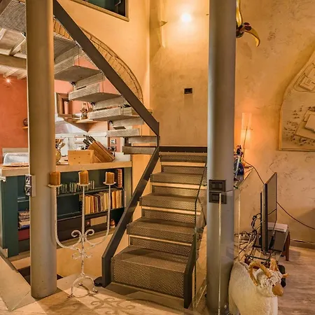 Roccaforte Apartment *